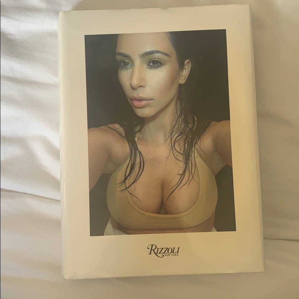 Kim Kardashian book ( selfish )